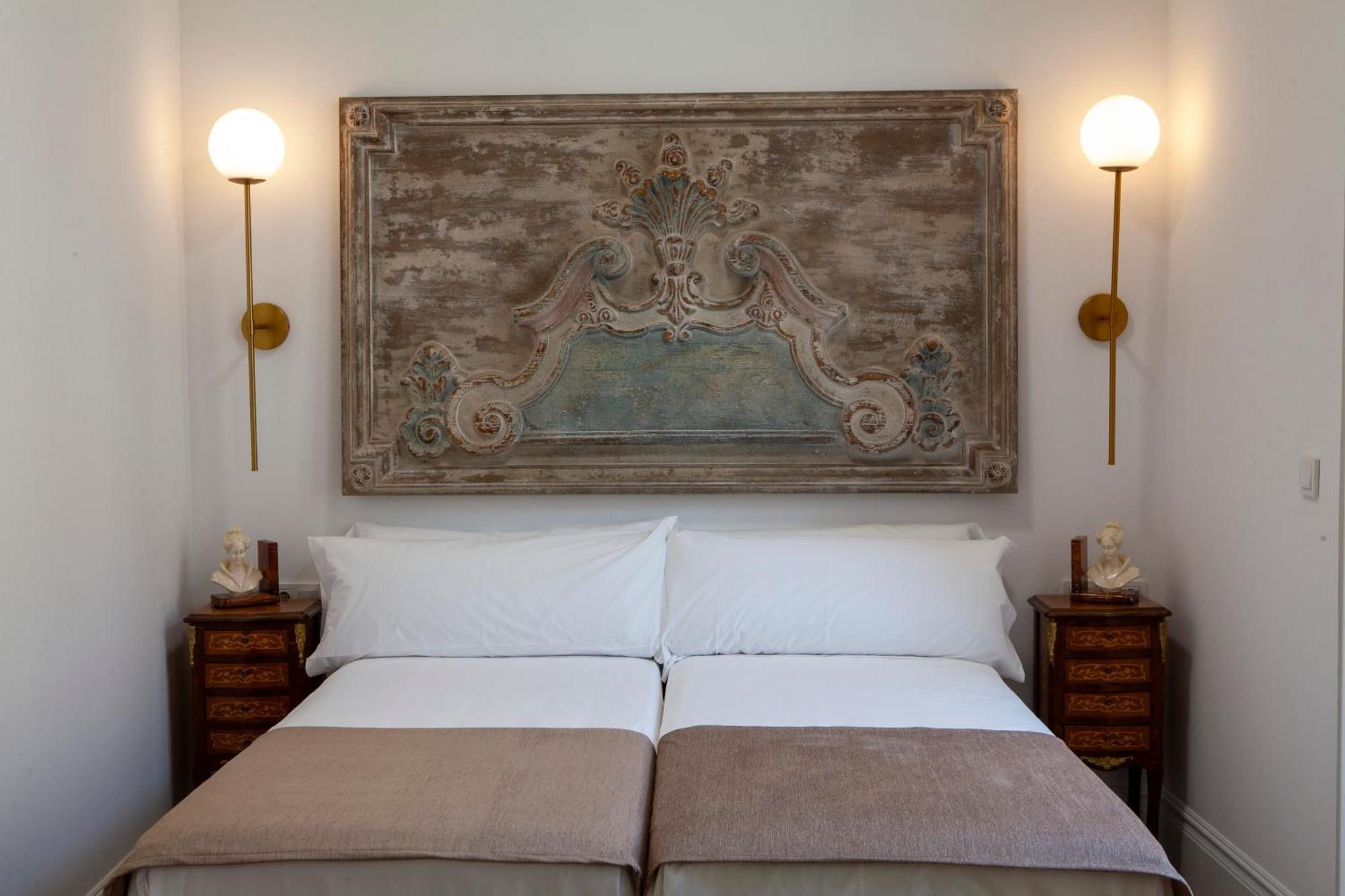 Pries Homes - Little Lotus Málaga Eksteriør bilde