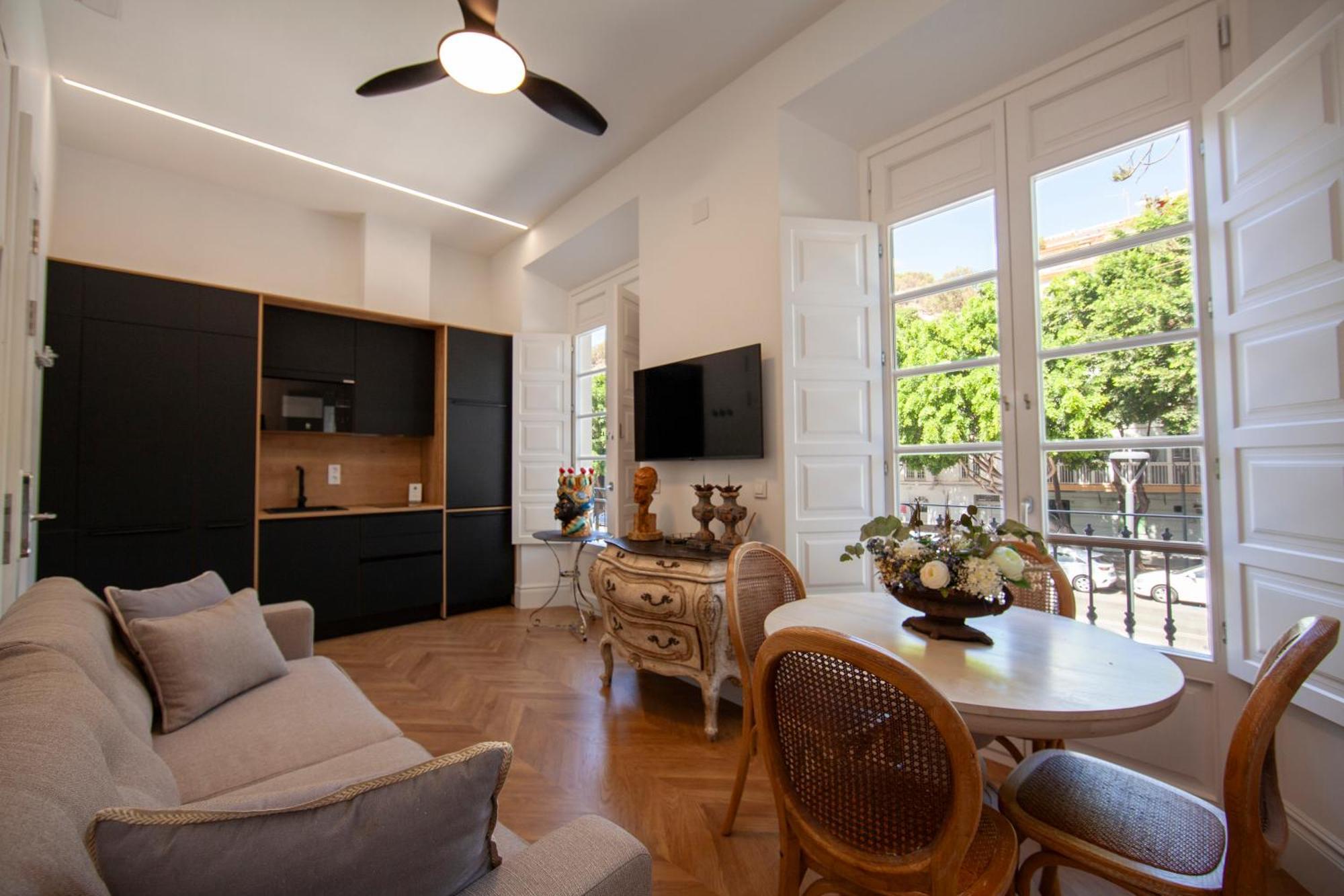 Pries Homes - Little Lotus Málaga Eksteriør bilde