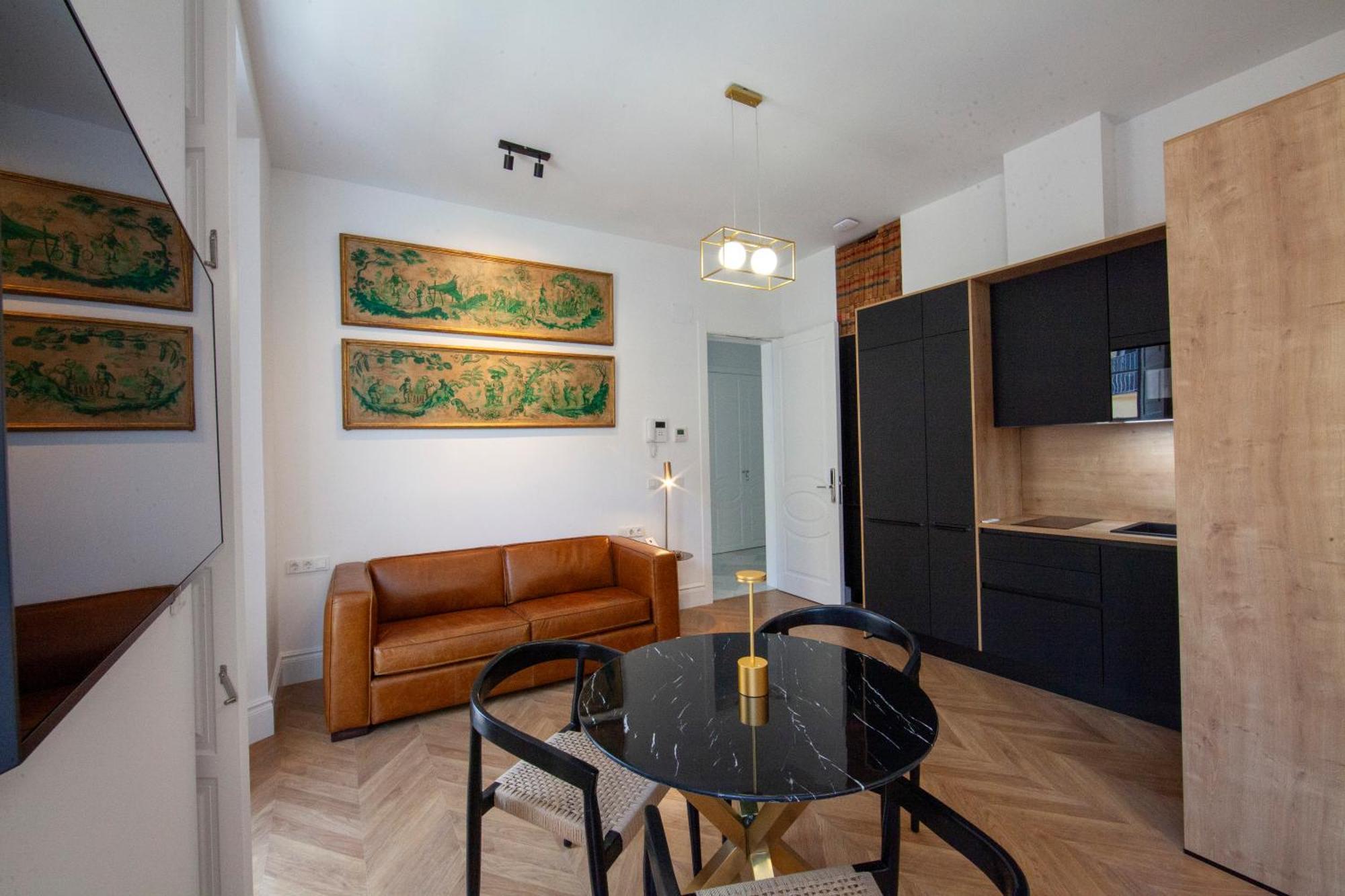 Pries Homes - Little Lotus Málaga Eksteriør bilde