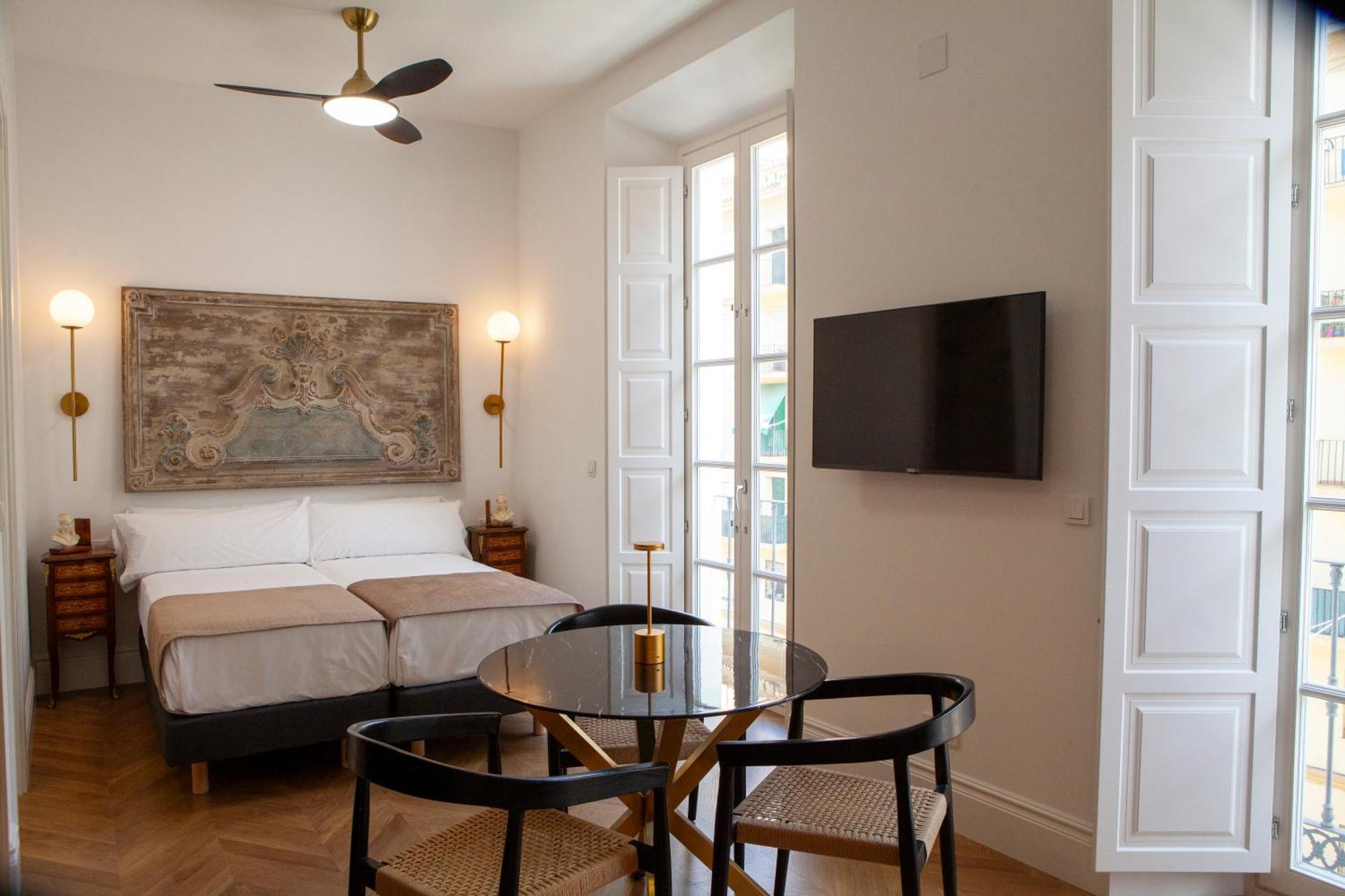 Pries Homes - Little Lotus Málaga Eksteriør bilde