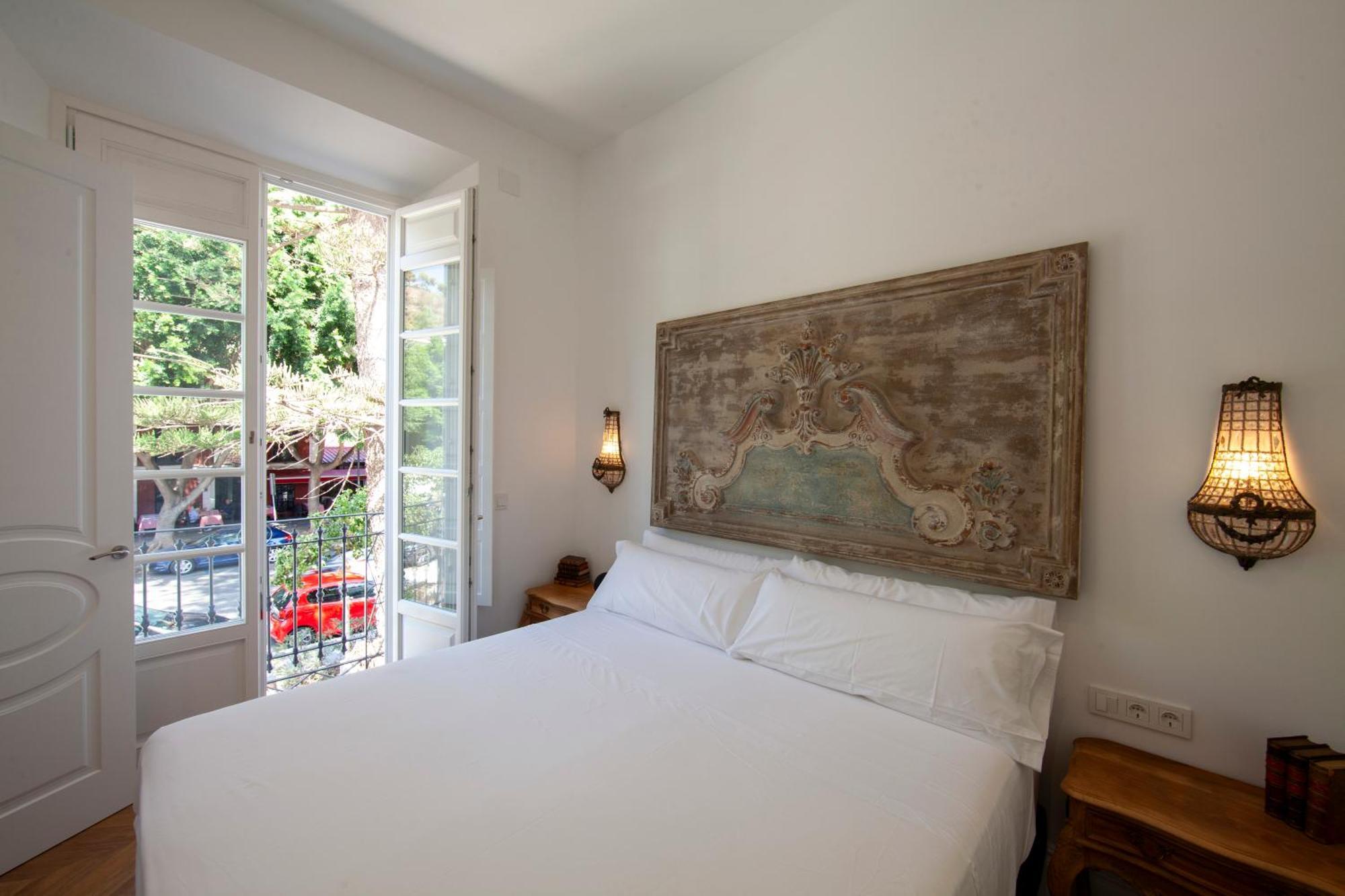 Pries Homes - Little Lotus Málaga Eksteriør bilde
