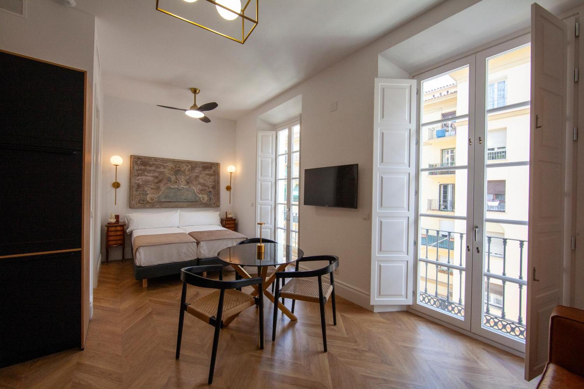 Pries Homes - Little Lotus Málaga Eksteriør bilde